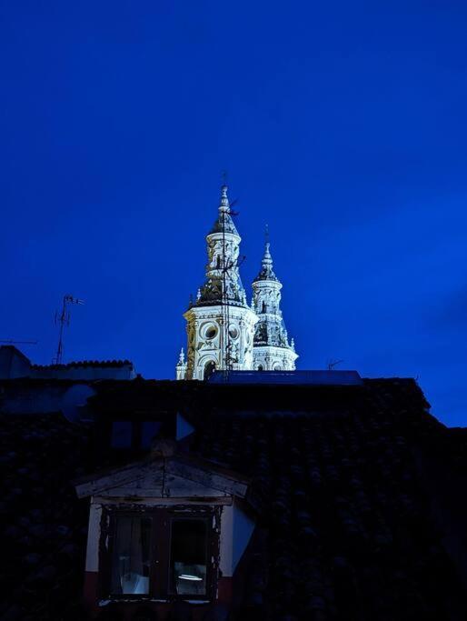 Апартаменты Old Town Loft - Cathedral Views. Логроньо Экстерьер фото
