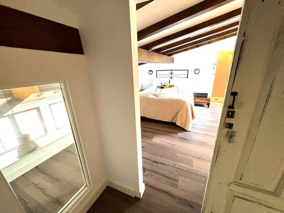 Апартаменты Old Town Loft - Cathedral Views. Логроньо Экстерьер фото